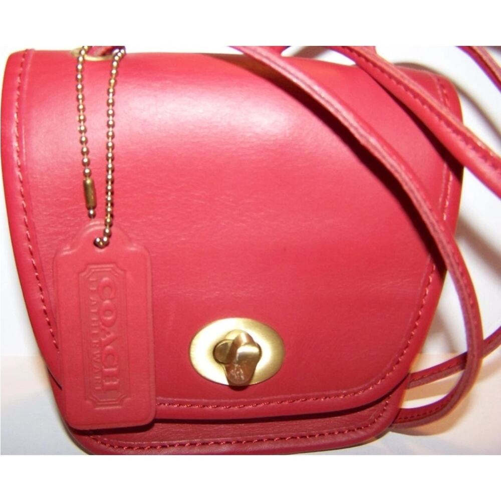 Coach Red Everett Mini-bag style 9934 - Picture 13 of 14